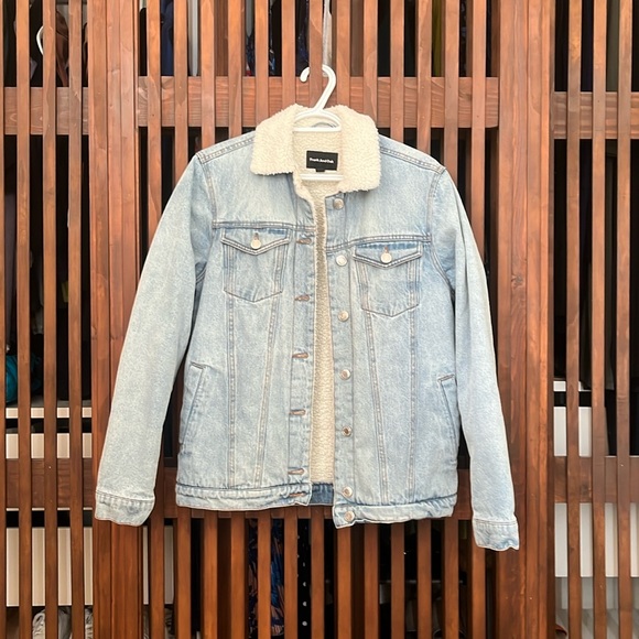 Jean jacket - Picture 1 of 4
